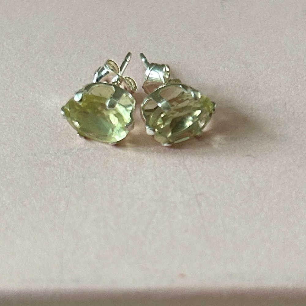 Elegant lemon‎ quartz 925 Sterling Silver Gemstone Stud Earrings